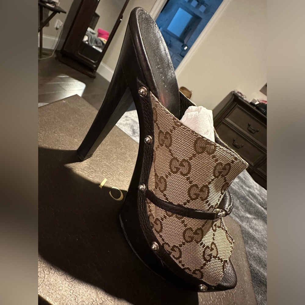 Authentic Gucci Beige/Brown GG Canvas and Leather Icon Bit Platform Clogs - Picture 11 of 13